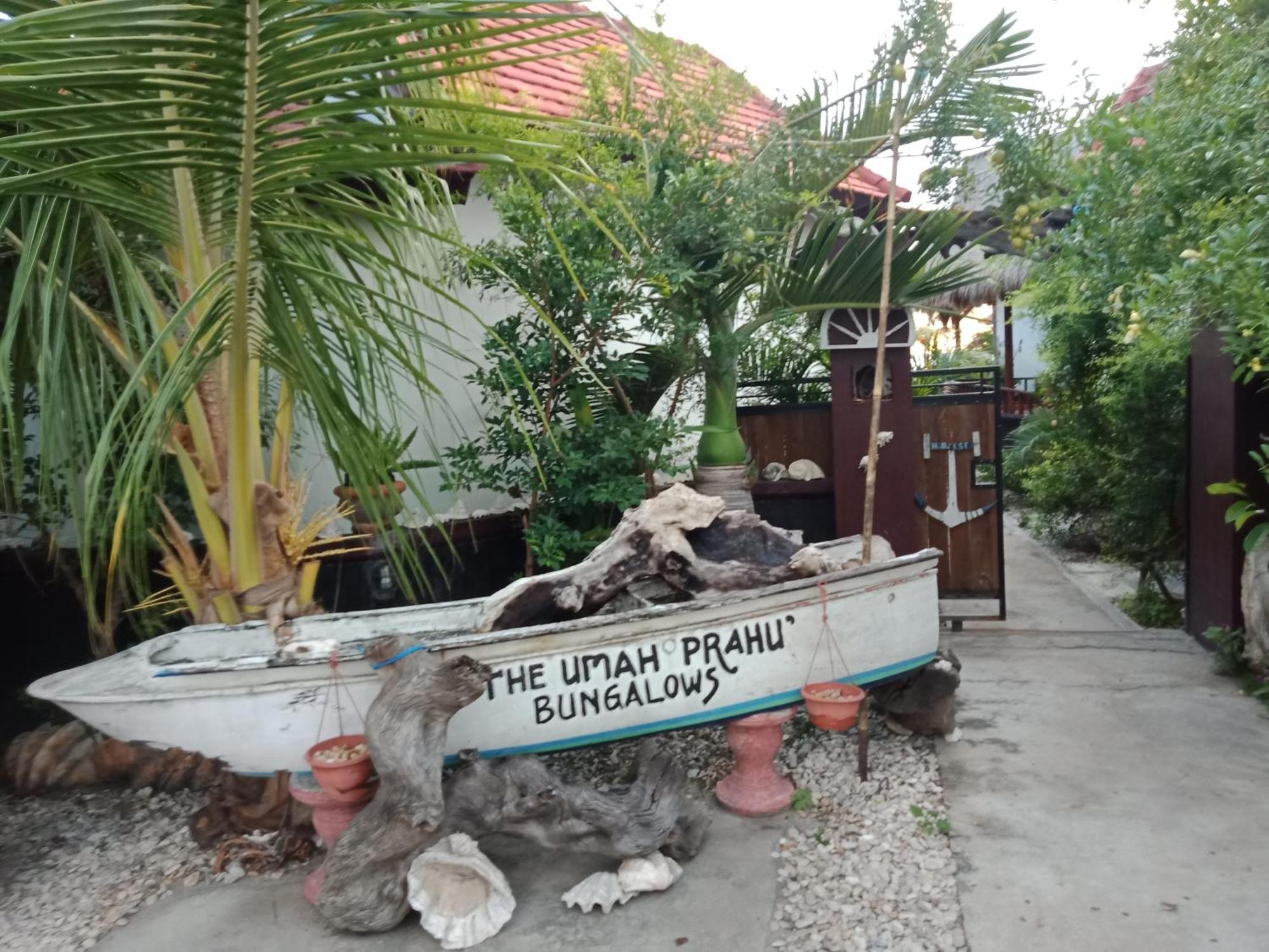 Hotel The Umah Prahu Batununggul Habitación foto